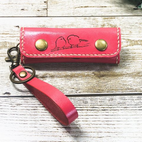 本革製コンパクトスリムなスティック型コインケース　コーラルピンク